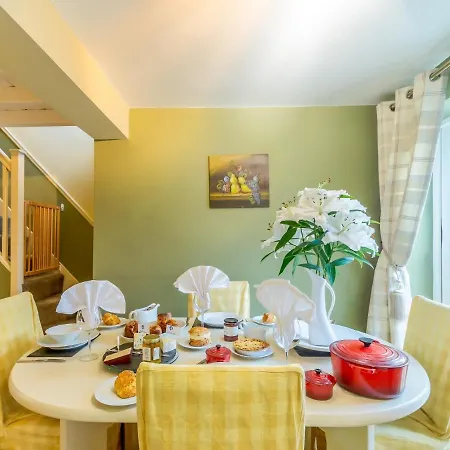 Дом отдыха 2 Bed In York 56125 *