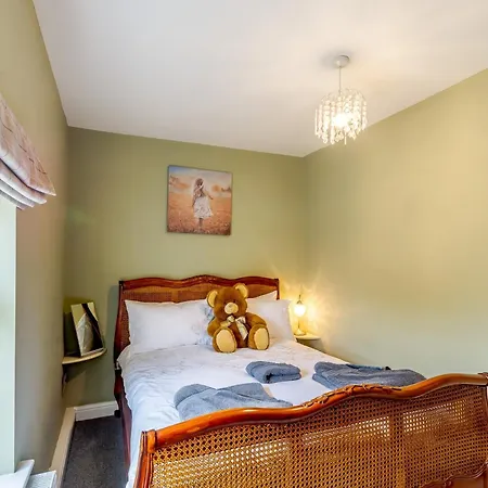2 Bed In York 56125 Дом отдыха